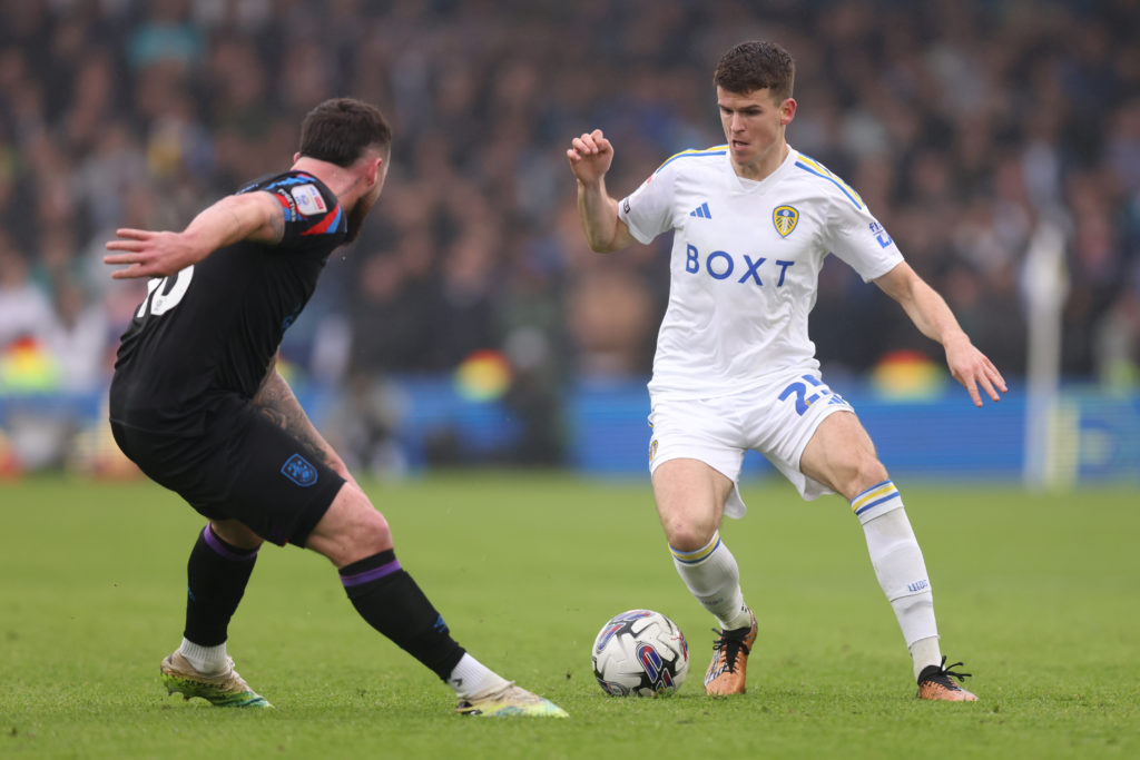 Leeds United v Huddersfield Town - Sky Bet Championship